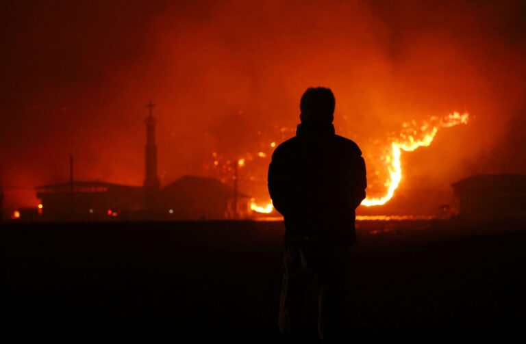 Vânturi puternice alimentează incendiile din Coreea de Sud, bilanțul morților crește la 18