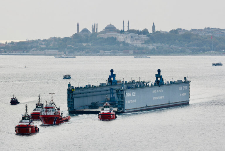 Rusia și Ucraina au convenit asupra unui armistițiu maritim și energetic; Washingtonul urmărește relaxarea sancțiunilor
