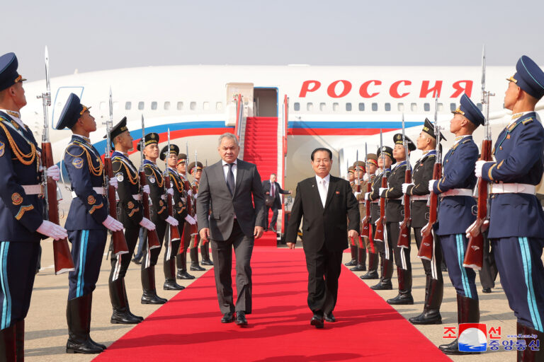 TASS: Liderul nord-coreean Kim a discutat despre Ucraina cu un oficial de rang înalt din Rusia