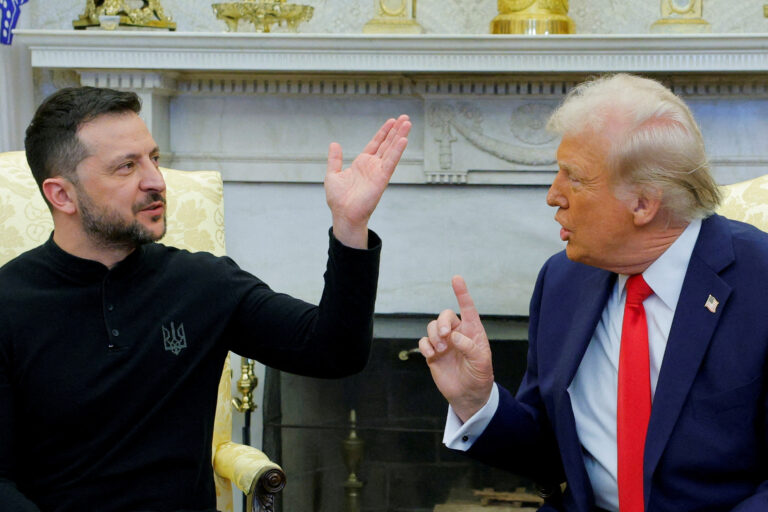 Trump a vorbit cu Zelenskiy după apelul cu Putin