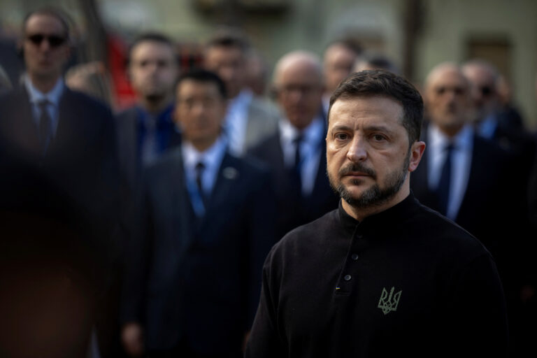 Zelenski laudă eliminarea liderilor militari ruși de către serviciile secrete ucrainene