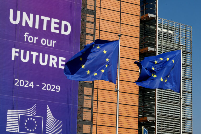China va ridica sancțiunile impuse membrilor Parlamentului European, spune un oficial