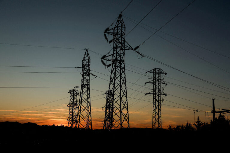 Spania a înregistrat mai multe probleme în rețeaua electrică înaintea unei pene de curent majore