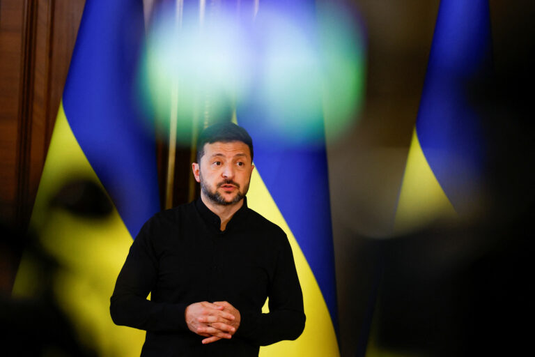 Zelenski speră să participe la Liturghia inaugurală a Papei Leo, spune un consilier de la Kiev