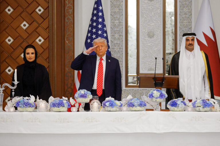 Trump și liderii EAU discută parteneriate strategice în domeniul inteligenței artificiale