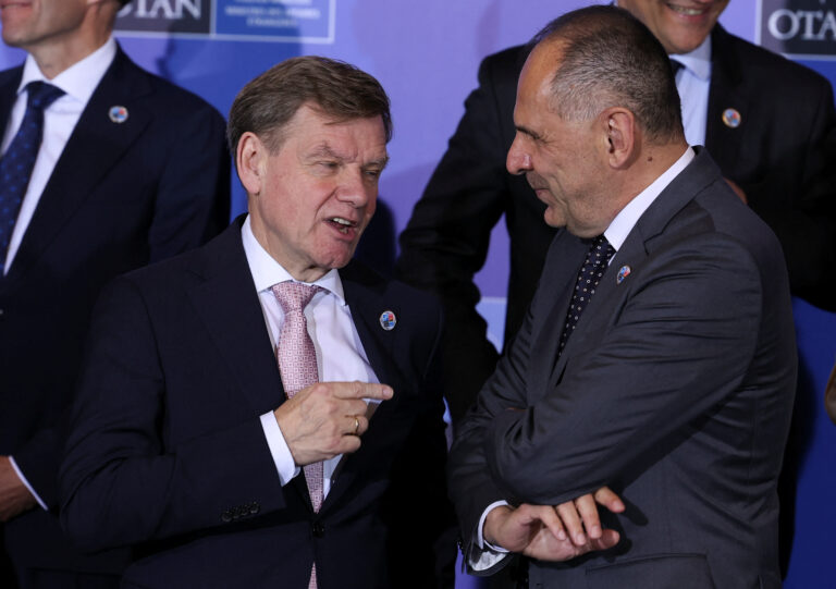 Germania susține propunerea lui Trump de creștere a cheltuielilor NATO la 5% din PIB