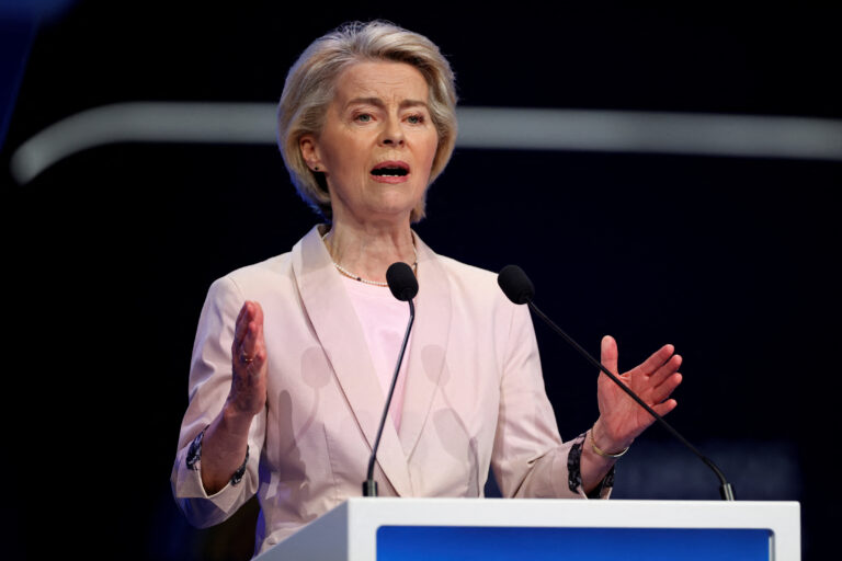 UE pregătește noi sancțiuni pentru a intensifica presiunea asupra Rusiei, anunță von der Leyen