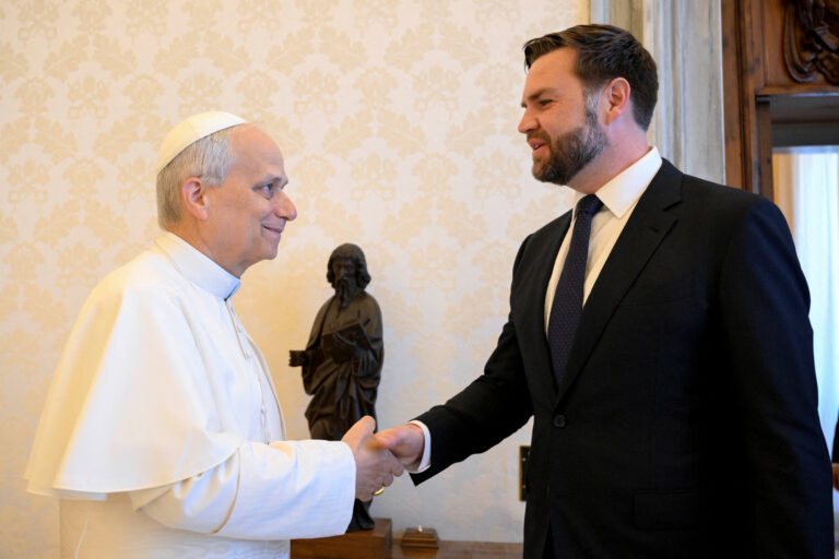 Papa Leo al XIV-lea s-a întâlnit cu vicepreședintele SUA JD Vance la Vatican