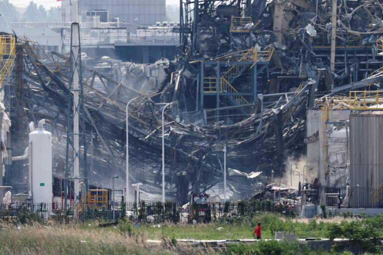 Explozie devastatoare la o fabrică chimică din China: cel puțin 5 morți și pagube masive