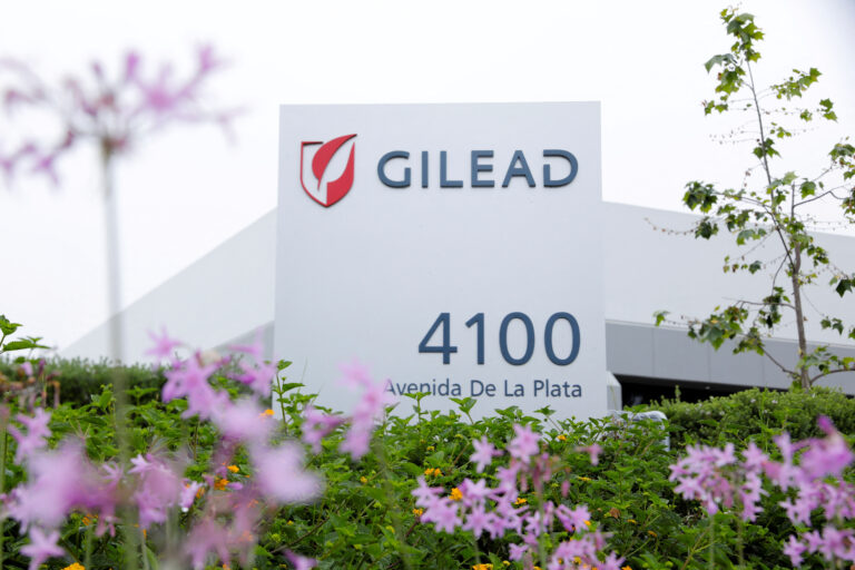 Gilead se angajează să extindă prevenirea HIV în țările cu venituri mici, în ciuda incertitudinii finanțării