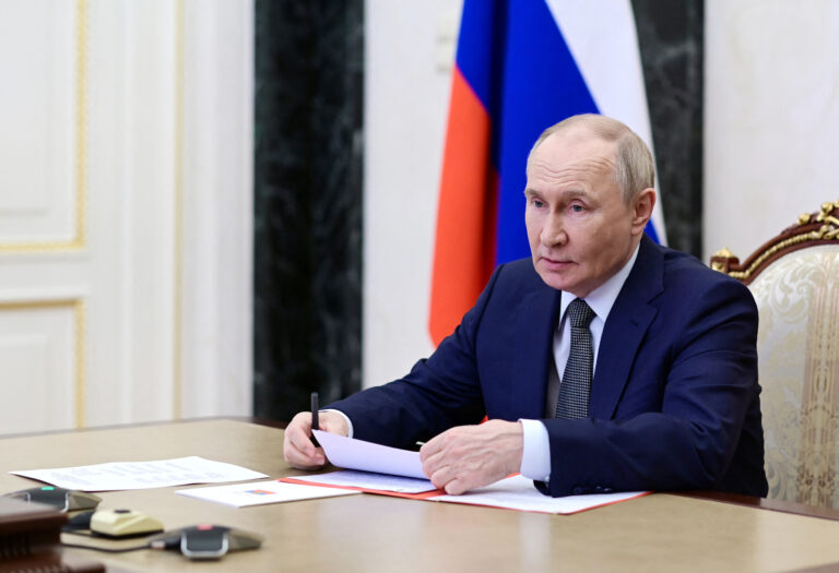 Putin va găzdui primul summit Rusia-Țările Arabe în octombrie, relatează agențiile ruse