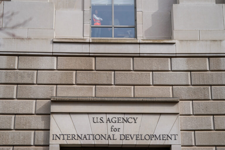 Exclusiv – Oficial ungar a cerut informații despre opozanții lui Orban în cadrul unei întâlniri USAID