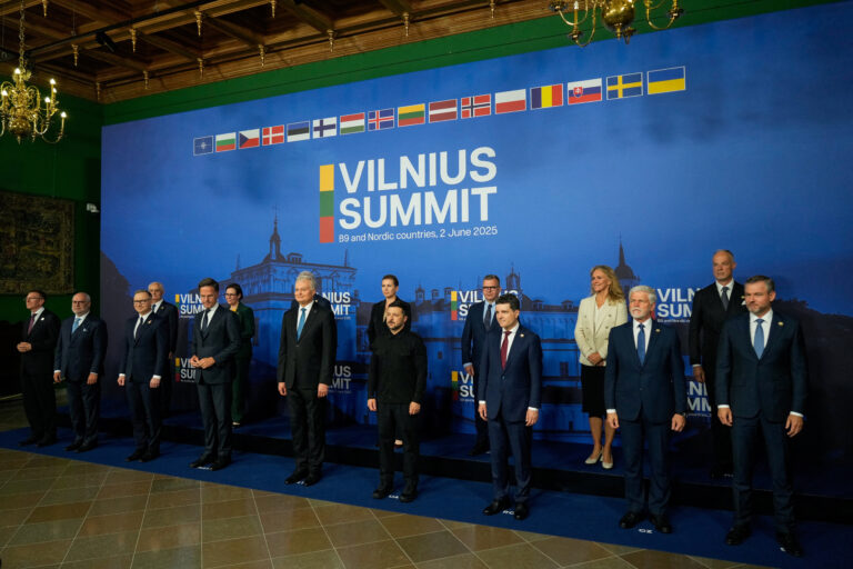 Flancul estic al NATO susține aderarea Ucrainei, afirmă Polonia, România și Lituania