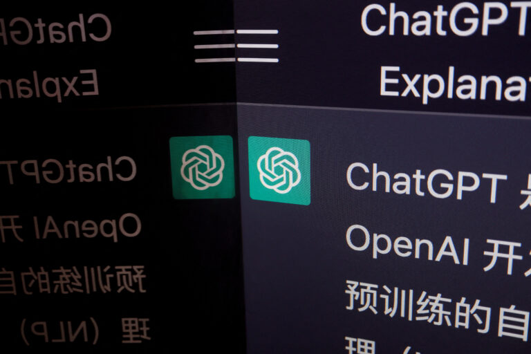 OpenAI descoperă tot mai multe grupuri chineze care folosesc ChatGPT în scopuri rău-intenționate