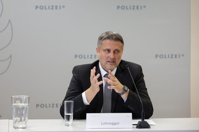 Atacatorul din școala din Austria era, probabil, pasionat de jocuri video de tip shooting