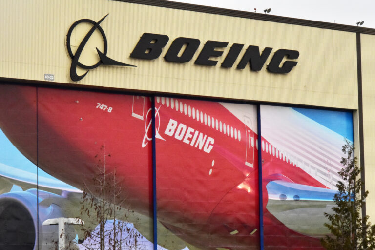 Atacul aerian rusesc a avariat birourile Boeing din Ucraina, relatează Financial Times