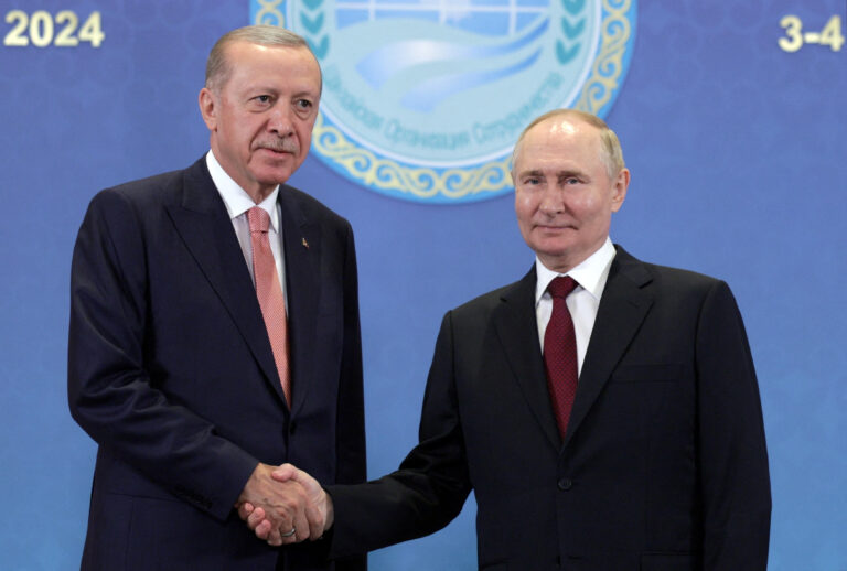 Putin și Erdogan condamnă atacurile Israelului asupra Iranului și cer încetarea imediată a conflictului, anunță Kremlinul