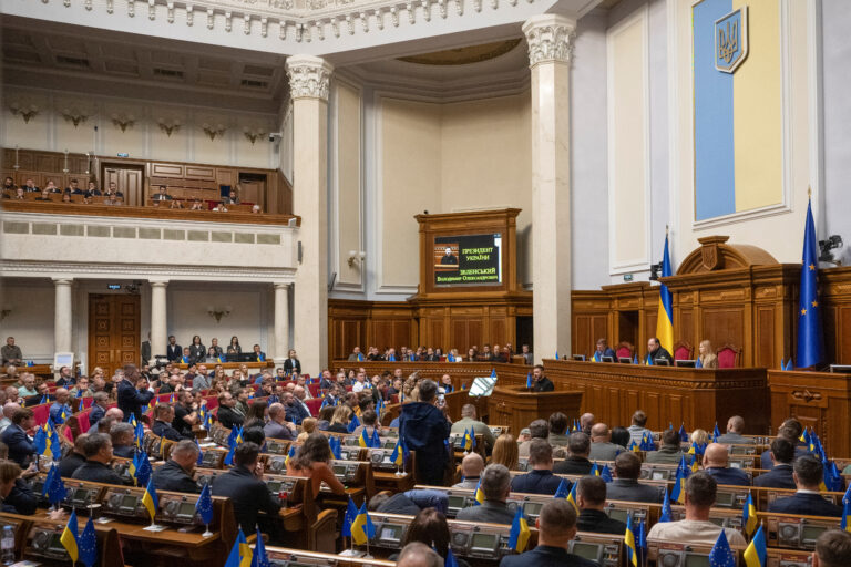 Parlamentul Ucrainei adoptă legea privind cetățenia multiplă: măsură strategică pentru diaspora și echilibrarea demografică