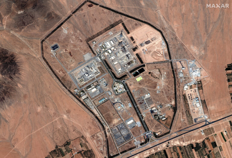 Ce riscuri de contaminare nucleară implică atacurile Israelului asupra Iranului?