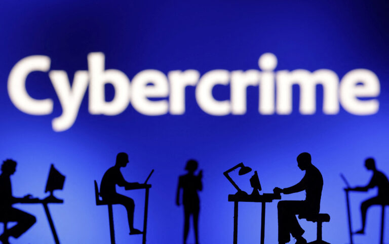 SUA cere extrădarea unui presupus hacker britanic arestat în Franța