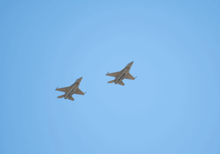 MApN: Două aeronave F-16 au supravegheat spațiul aerian al României după atacurile cu drone ale Rusiei de lângă granița cu Ucraina