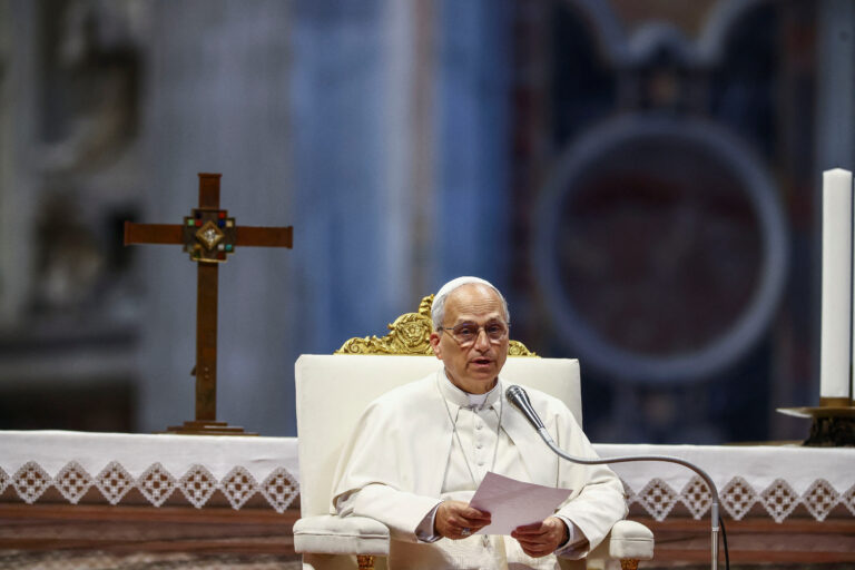 Papa Leon face apel la „rațiune” în contextul atacurilor aeriene Israel-Iran, cere dialog
