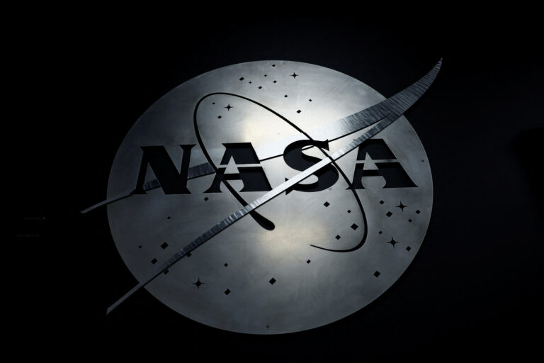 Trump retrage nominalizarea la NASA a unui aliat al lui Musk, va anunța în curând un înlocuitor