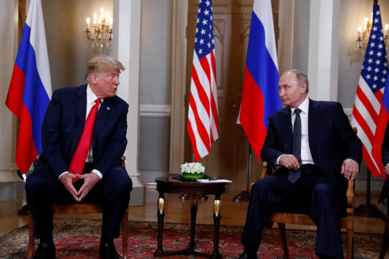 Trump, dezamăgit de convorbirea cu Putin, urmează să discute vineri cu Zelenski