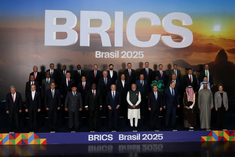 SUA amenință cu tarife pentru BRICS dacă adoptă politici considerate „anti-americane”