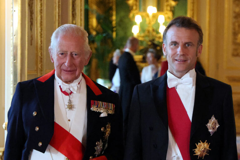 Macron avertizează: Marea Britanie și Franța trebuie să-și reducă dependența de SUA și China