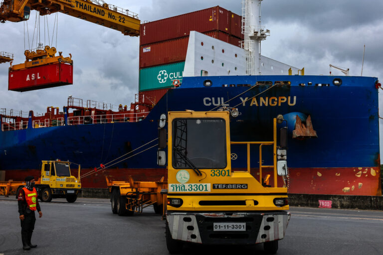 Trump propune un „tarif mondial” de 15-20% pentru majoritatea țărilor