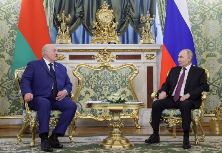 Vladimir Putin discută despre summitul cu Donald Trump împreună cu liderii din Belarus și Kazahstan