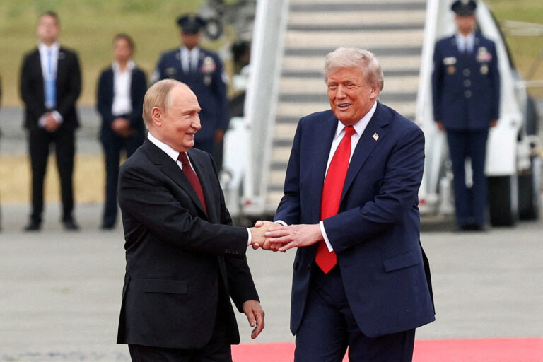 Trump întrerupe discuțiile cu liderii europeni pentru a-l suna pe Putin, spune un diplomat UE