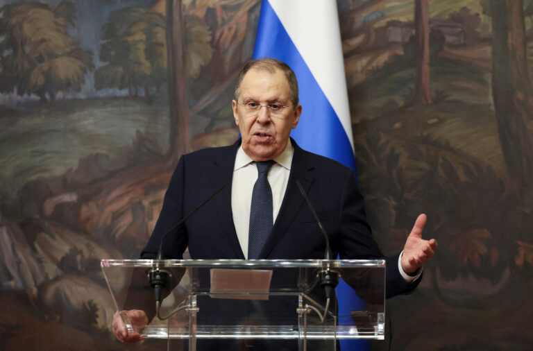 Ministrul rus de Externe laudă acțiunile lui Trump și critică Europa pentru abordarea negocierilor de pace în Ucraina