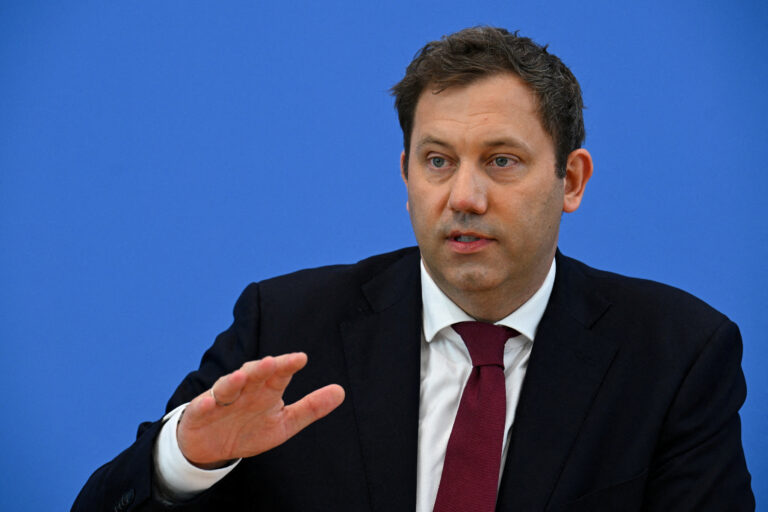 Ministrul german de finanțe la Kiev: Ucraina se poate baza pe Germania