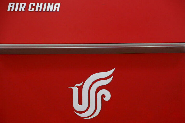 Avion Air China de la Londra la Beijing aterizează în Siberia din cauza unor probleme la motor, anunță autoritățile ruse