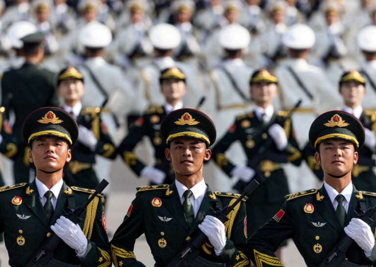 Xi Jinping, China, organizează „Axa Tulburărilor” la paradă militară în semn de sfidare a Occidentului