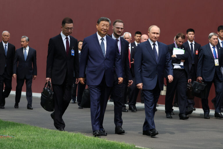 Xi Jinping găzduiește la Beijing pe „vechiul prieten” Putin și pe Kim Jong Un, într-o demonstrație de forță împotriva Occidentului