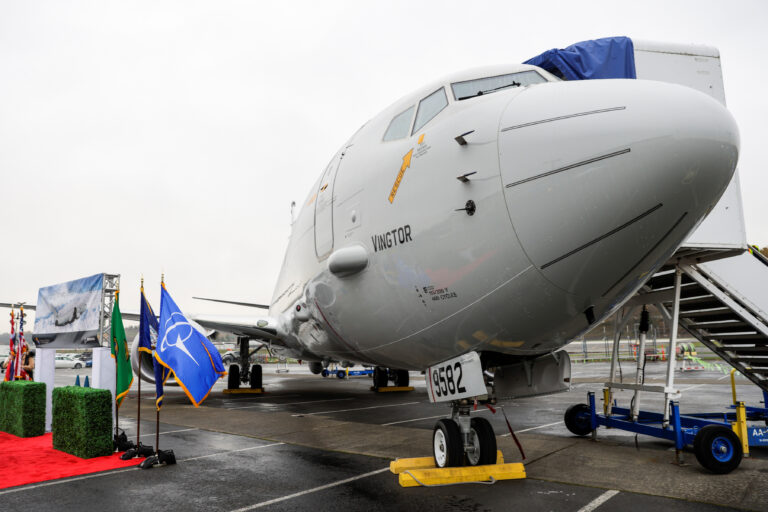 Singapore achiziționează patru avioane de patrulare Boeing P-8A Poseidon pentru forțele sale militare
