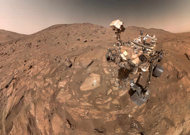 Roverul NASA descoperă posibile semne de viață străveche în rocile de pe Marte
