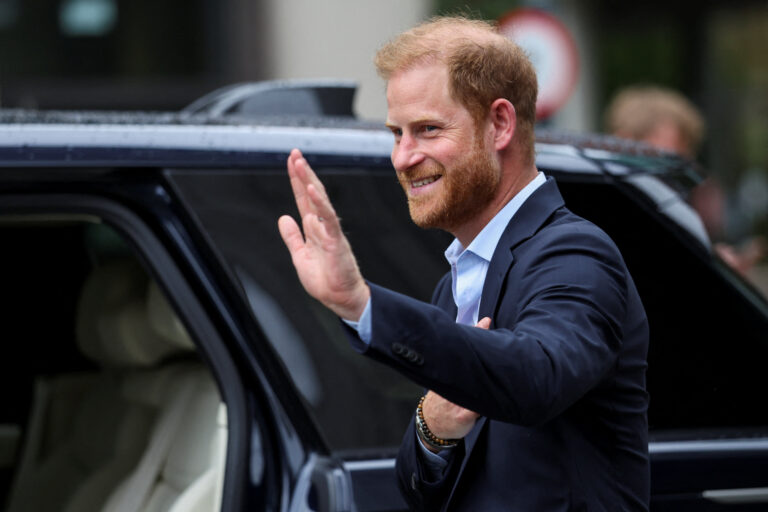 Prințul Harry s-a întâlnit cu regele Charles pentru prima dată după 20 de luni – un posibil pas spre reconciliere