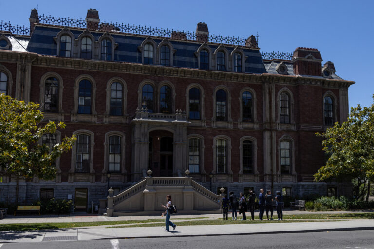 UC Berkeley a furnizat informații despre zeci de studenți și profesori administrației Trump, în cadrul unei anchete federale privind presupuse incidente de antisemitism