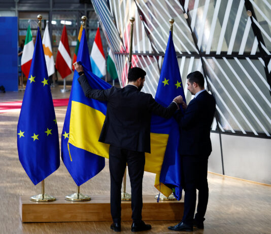 UE ar putea oferi Ucrainei un „împrumut de reparații” de până la 130 de miliarde de euro