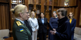 Prințesa Anne a Marii Britanii vizitează Ucraina pentru a sprijini copiii afectați de război