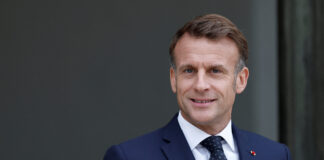 Franța în criză: Macron caută al șaselea prim-ministru în mai puțin de doi ani