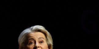 Ursula von der Leyen supraviețuiește moțiunilor de neîncredere în Parlamentul European