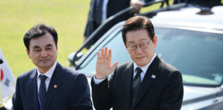 Coreea de Nord ar fi primit ajutor din partea Rusiei pentru submarine, afirmă ministrul sud-coreean