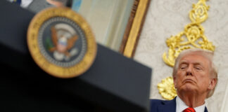 Curțile din New England devin teren de luptă pentru contestările lui Trump