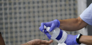 UE analizează interzicerea etanolului din dezinfectanți de mâini din cauza riscului de cancer