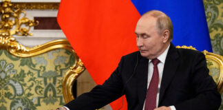 Rusia își testează forțele nucleare sub supravegherea lui Vladimir Putin